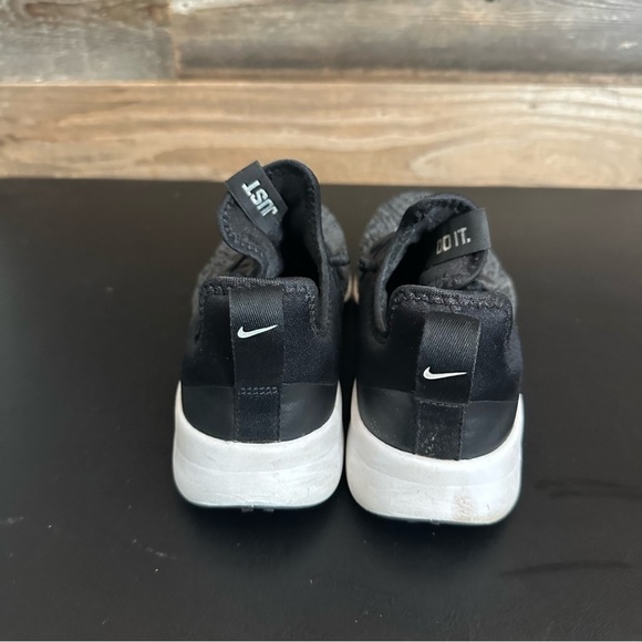Nike Womens Foundation Elite TR Black White Running Shoes Exercise Sneakers 8.5 - Picture 2 of 7